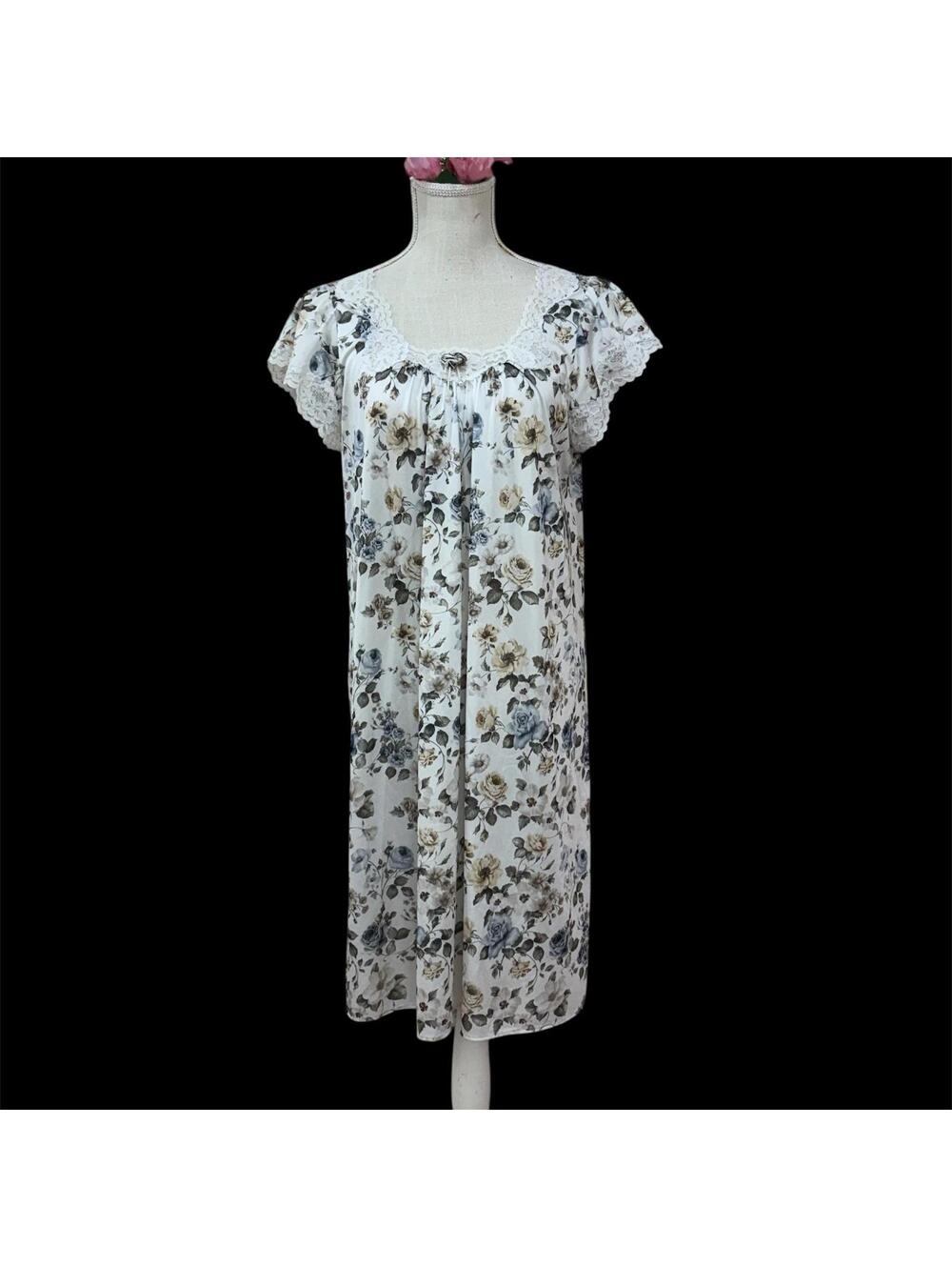 Floral lace chemise by Shadowline sz medium vintage 80s/90s